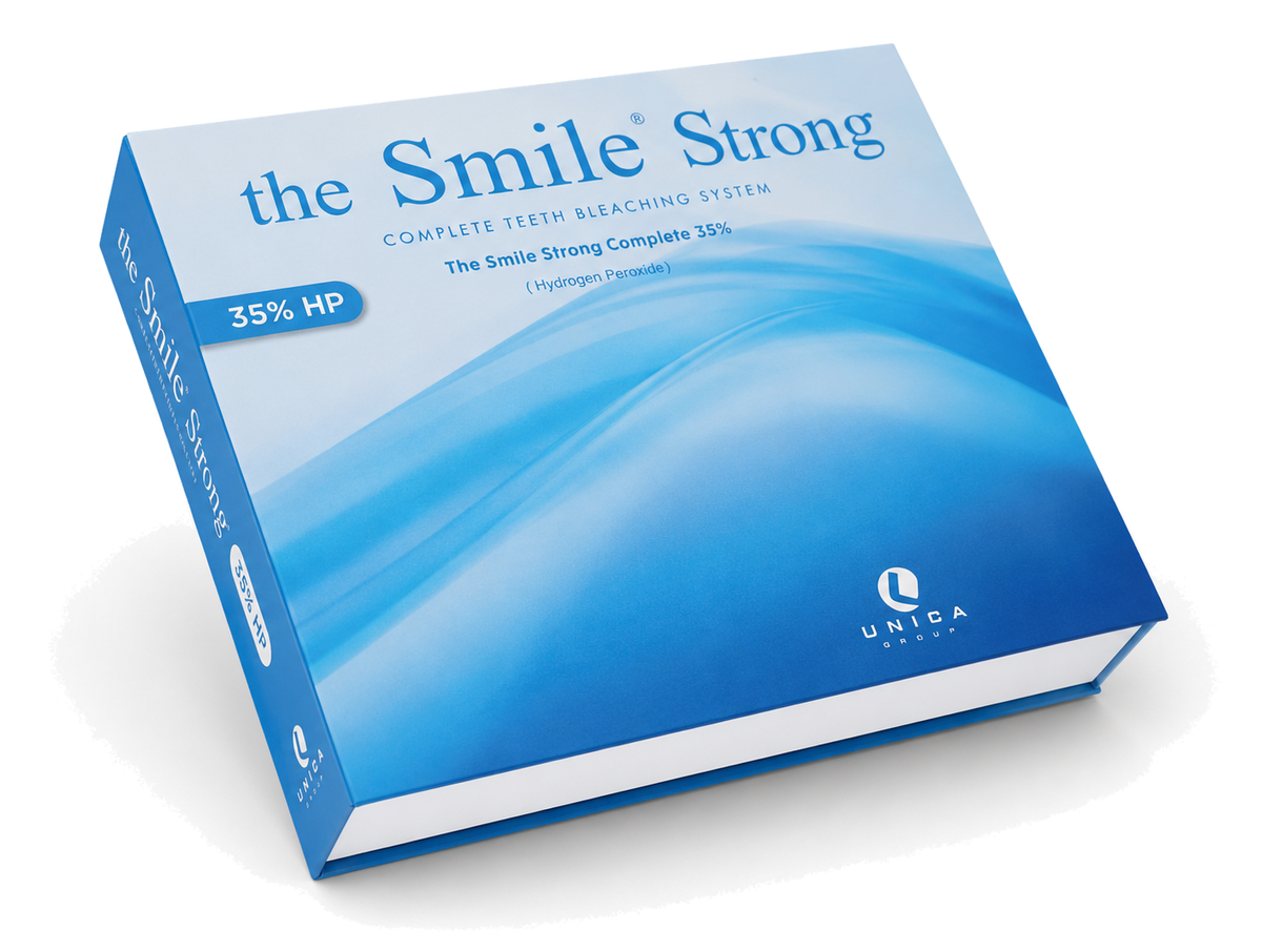 The Smile Strong complete teeth bleaching system kit box, 35% HP